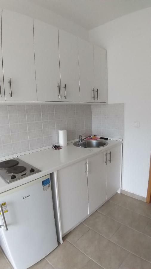 Guesthouse Villa Jurisic Новалья Экстерьер фото