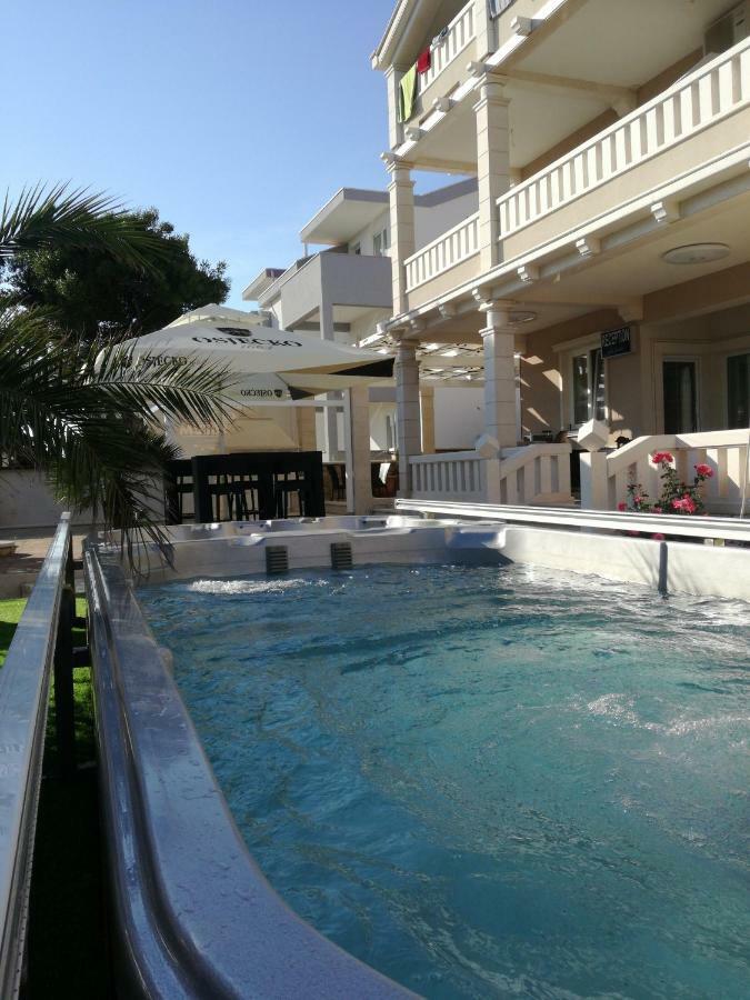 Guesthouse Villa Jurisic Новалья Экстерьер фото